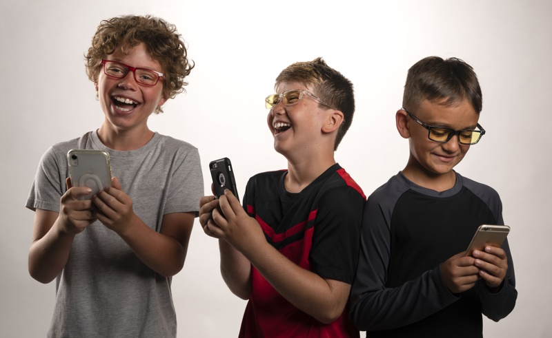 enfants, lumière bleue, lunettes, Gunnar