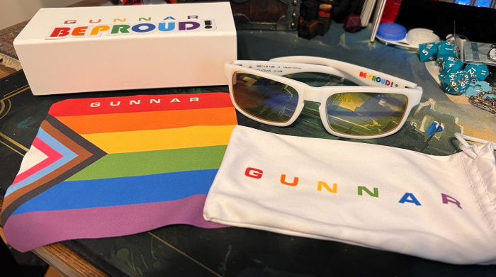 Gunnar Enigma Pride Edition Limitee Boîte et Chiffon